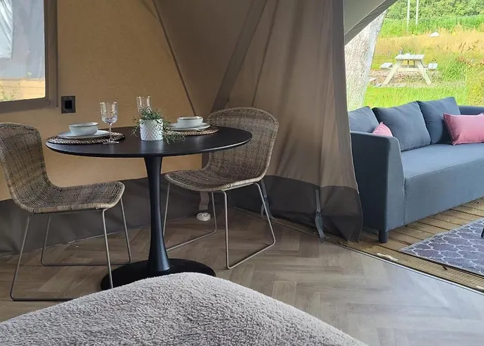 Vakantiepark Glampinglodge 2 Pers Met Prive Hottub